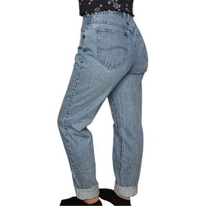 Lee Medium Wash Vintage High Rise Jeans | Size 28